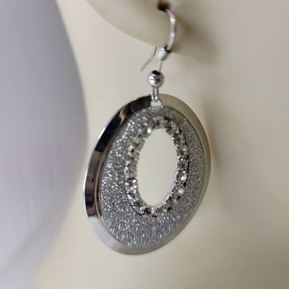 Silvery Tone Fashion Earrings - Picture 2 of 9